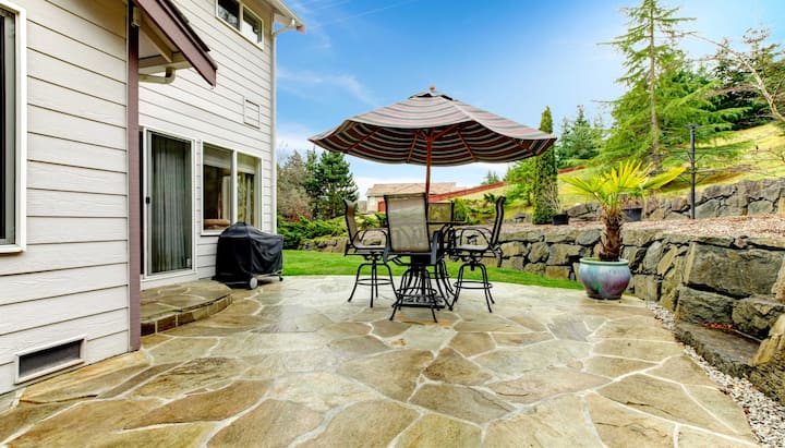 Create an Outdoor Oasis with Stunning Concrete Patio in Mesa, AZ - Enjoy Beautifully Textured and Patterned Concrete Surfaces for Your Entertaining and Relaxation Needs.